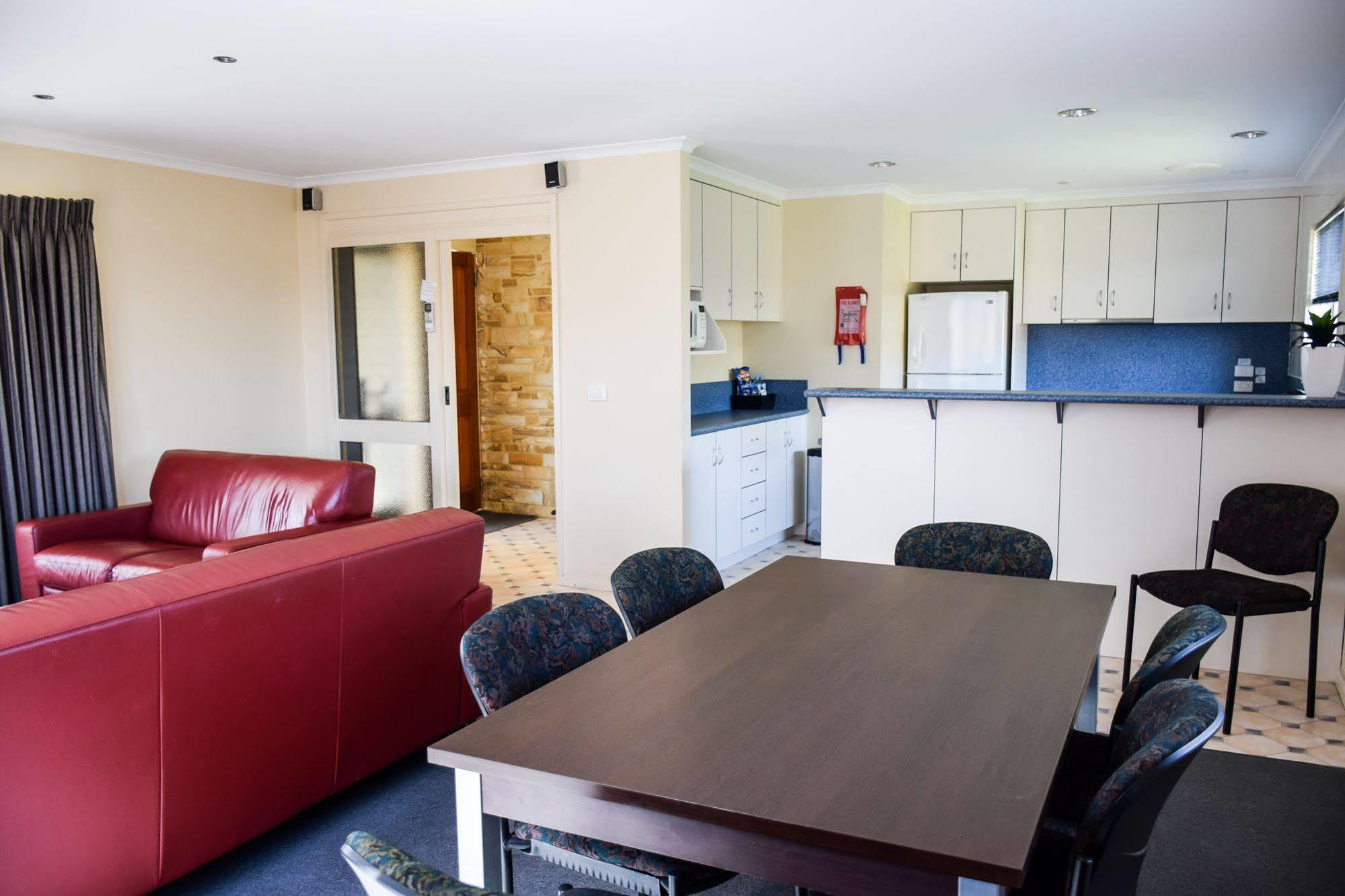 Beachway Motel Ulverstone Kültér fotó