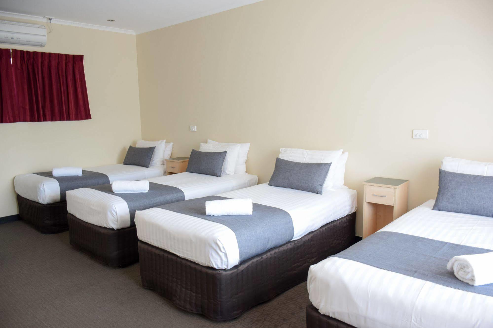Beachway Motel Ulverstone Kültér fotó